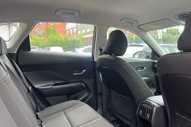 Hyundai KONA 1.6 GDi Hybrid Advance 5dr DCT Blue