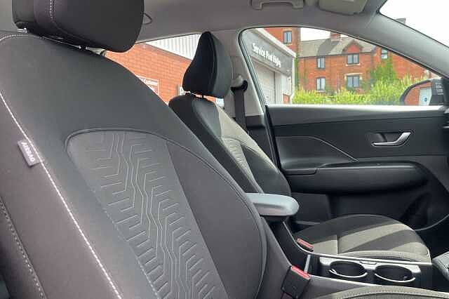 Hyundai KONA 1.6 GDi Hybrid Advance 5dr DCT Blue