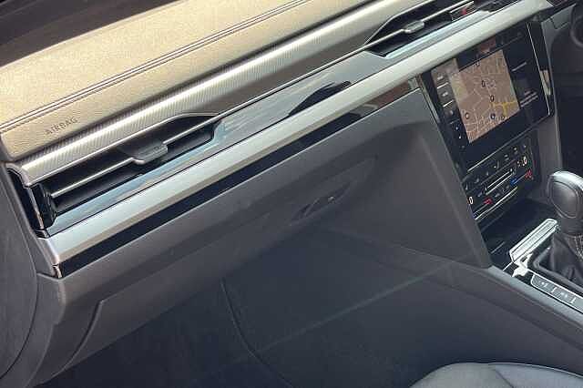 Volkswagen Arteon Shooting Brake 2.0 TDI 200 4MOTION R-Line 5dr DSG