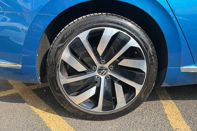 Volkswagen Arteon Shooting Brake 2.0 TDI 200 4MOTION R-Line 5dr DSG