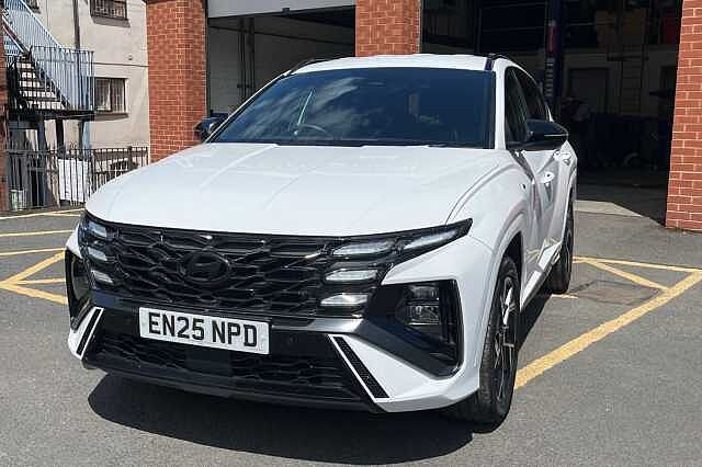 Hyundai TUCSON 1.6T Plug-in Hybrid N Line 5dr Auto White