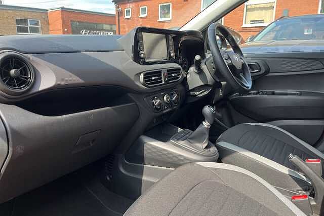 Hyundai i10 1.0 MPi SE Connect 5dr