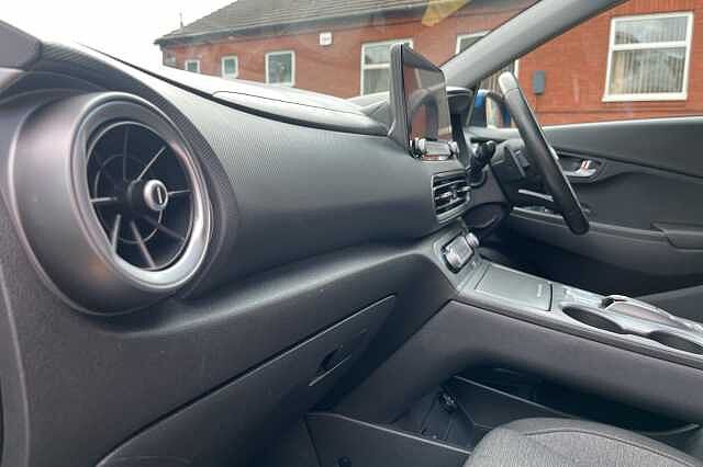 Hyundai KONA Premium 64kWh 5dr Auto