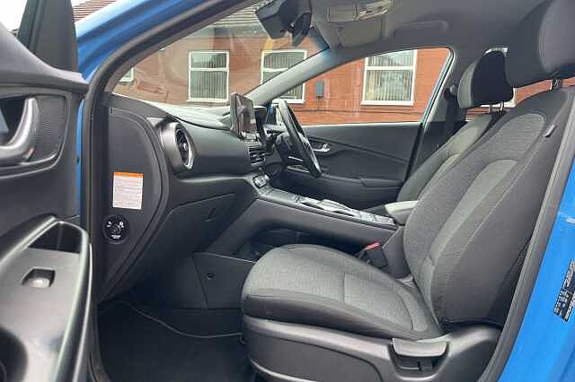 Hyundai KONA Premium 64kWh 5dr Auto