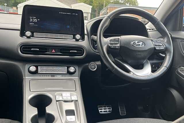 Hyundai KONA Premium 64kWh 5dr Auto
