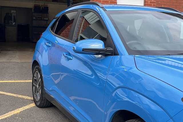 Hyundai KONA Premium 64kWh 5dr Auto