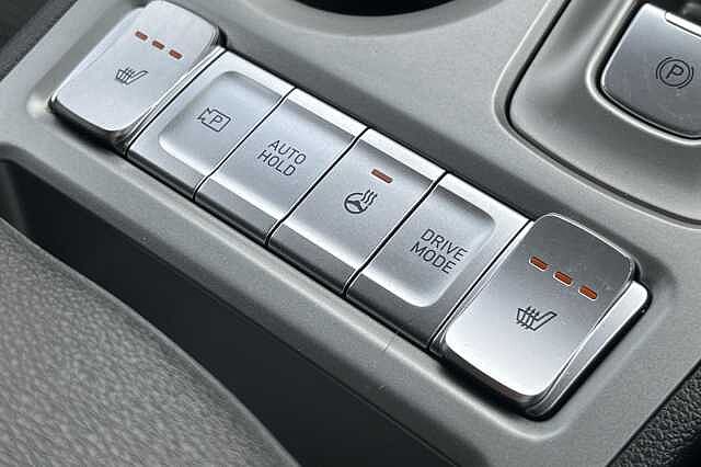 Hyundai KONA Premium 64kWh 5dr Auto