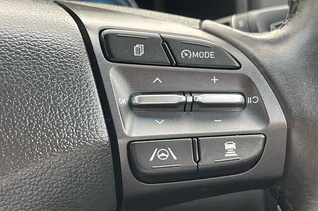 Hyundai KONA Premium 64kWh 5dr Auto