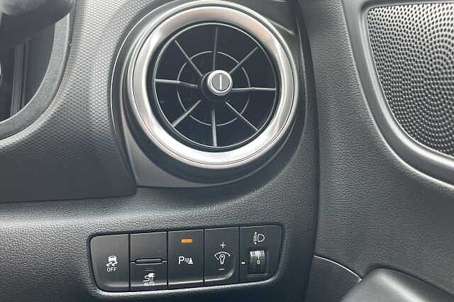 Hyundai KONA Premium 64kWh 5dr Auto