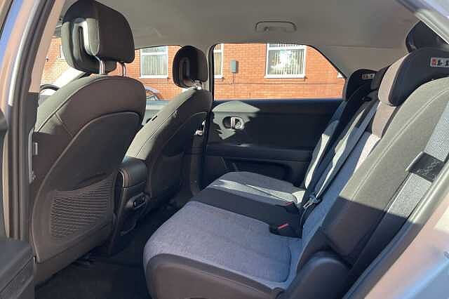 Hyundai IONIQ 5 Premium 73 kWh 5dr Auto Gold