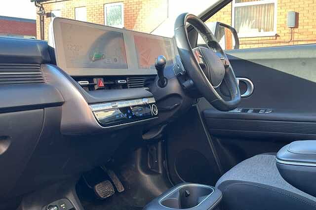 Hyundai IONIQ 5 Premium 73 kWh 5dr Auto Gold