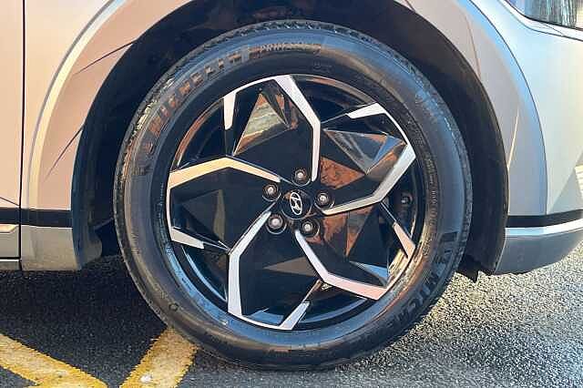 Hyundai IONIQ 5 Premium 73 kWh 5dr Auto Gold