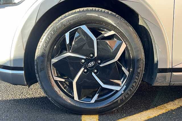 Hyundai IONIQ 5 Premium 73 kWh 5dr Auto Gold