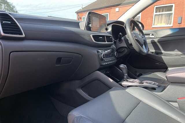 Hyundai TUCSON 2.0 CRDi 48Volt MHEV Premium SE 5dr 4WD DCT