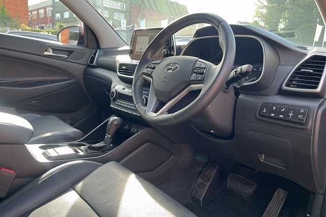 Hyundai TUCSON 2.0 CRDi 48Volt MHEV Premium SE 5dr 4WD DCT