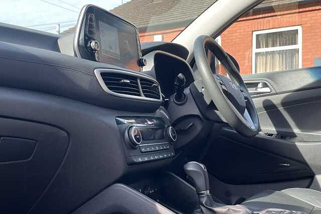 Hyundai TUCSON 2.0 CRDi 48Volt MHEV Premium SE 5dr 4WD DCT