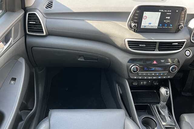 Hyundai TUCSON 2.0 CRDi 48Volt MHEV Premium SE 5dr 4WD DCT