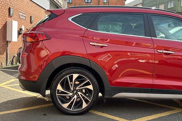 Hyundai TUCSON 2.0 CRDi 48Volt MHEV Premium SE 5dr 4WD DCT