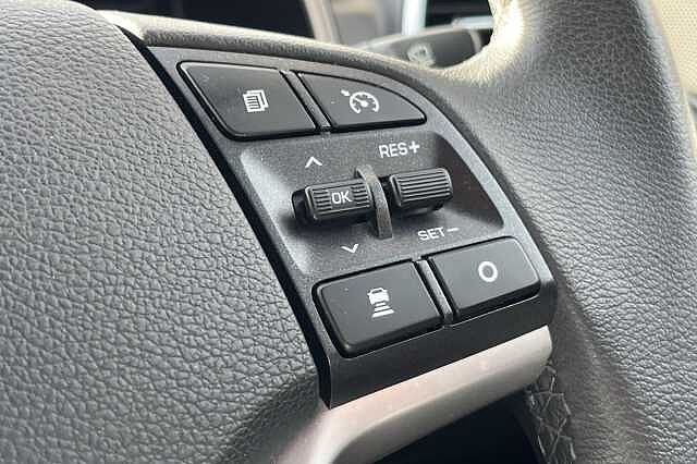 Hyundai TUCSON 2.0 CRDi 48Volt MHEV Premium SE 5dr 4WD DCT