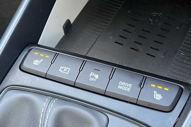 Hyundai BAYON 1.0 T-GDi 48Volt MHEV Ultimate 5dr DCT Silver