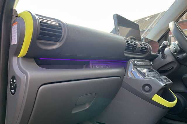 Hyundai INSTER Cross 49kWh 5dr Auto Black