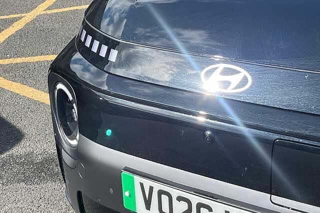 Hyundai INSTER Cross 49kWh 5dr Auto Black
