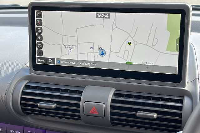 Hyundai INSTER Cross 49kWh 5dr Auto Black