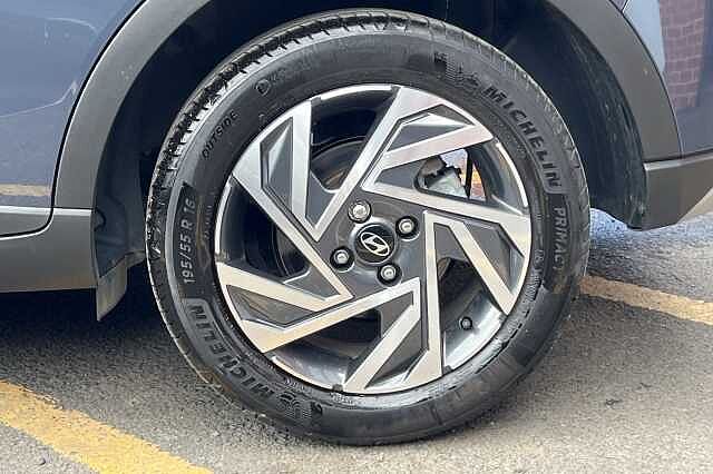 Hyundai BAYON 1.0 T-GDi Advance 5dr