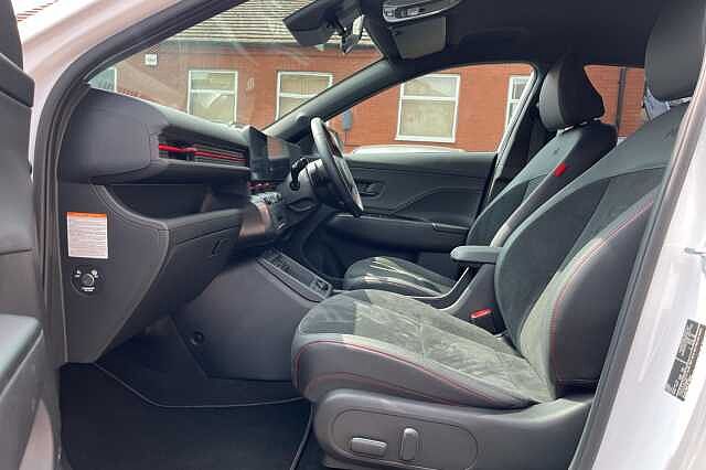Hyundai KONA N Line S 65kWh 5dr Auto White
