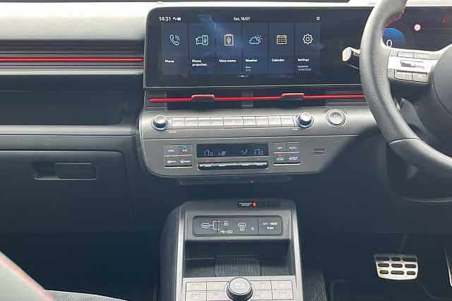 Hyundai KONA N Line S 65kWh 5dr Auto White