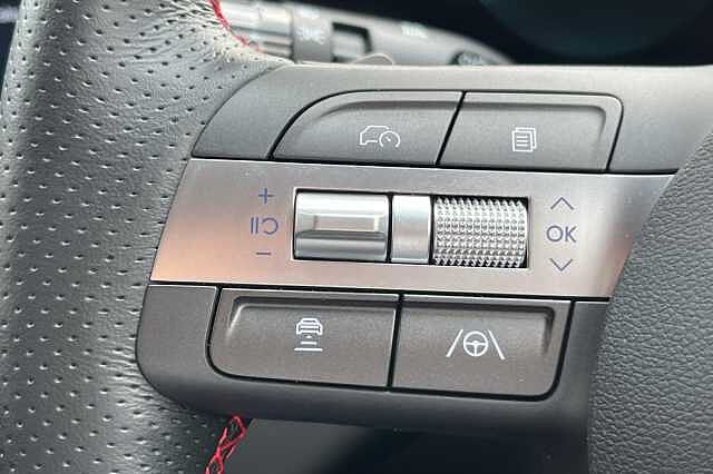 Hyundai KONA N Line S 65kWh 5dr Auto White