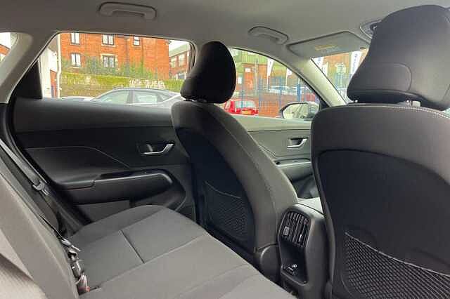 Hyundai KONA 65 kWh (218ps) Advance