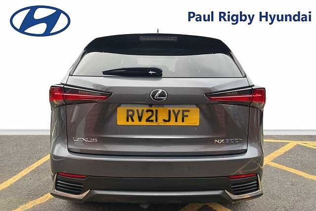 Lexus Nx 300h 2.5 Takumi 5dr CVT [Pan roof]