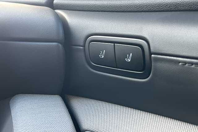 Hyundai TUCSON 1.6T Hybrid Ultimate 5dr Auto Silver