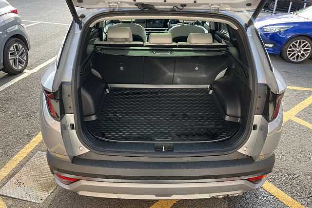 Hyundai TUCSON 1.6T Hybrid Ultimate 5dr Auto Silver