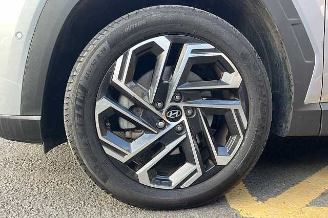 Hyundai TUCSON 1.6T Hybrid Ultimate 5dr Auto Silver