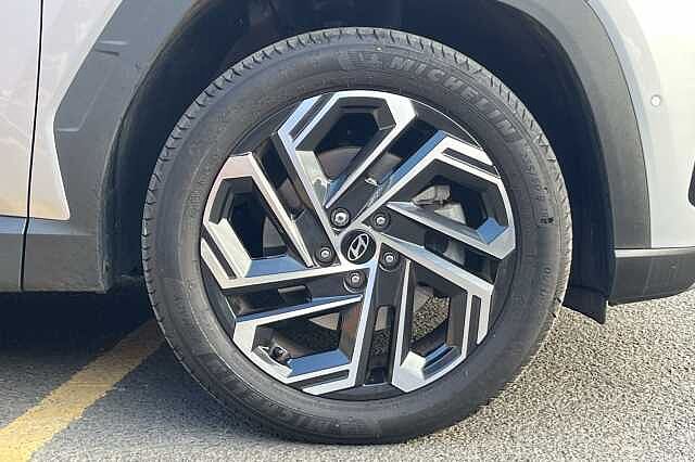 Hyundai TUCSON 1.6T Hybrid Ultimate 5dr Auto Silver