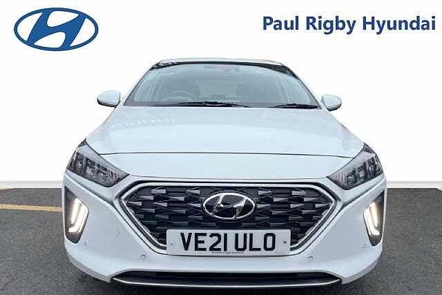 Hyundai IONIQ 1.6 GDi Plug-in Hybrid Premium SE 5dr DCT White