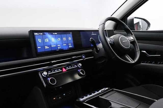 Hyundai TUCSON 1.6T Plug-in Hybrid Premium 5dr 4WD Auto Black