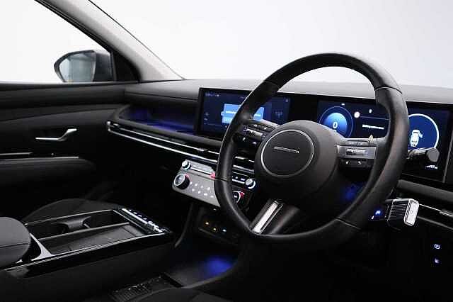 Hyundai TUCSON 1.6T Plug-in Hybrid Premium 5dr 4WD Auto Black