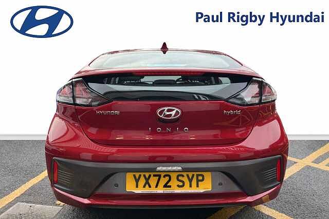 Hyundai IONIQ 1.6 GDi Hybrid Premium 5dr DCT Red