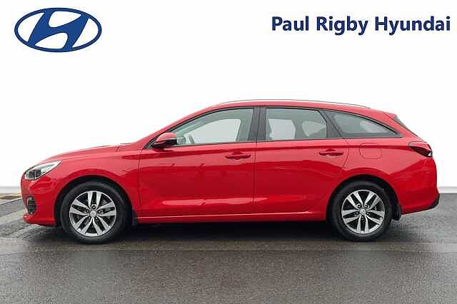 Hyundai I30 1.6 CRDi [136] SE Nav 5dr DCT Red