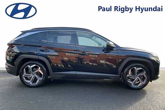 Hyundai TUCSON 1.6 T-GDi Plug-in Hybrid Ultimate 5dr 4WD Auto Black