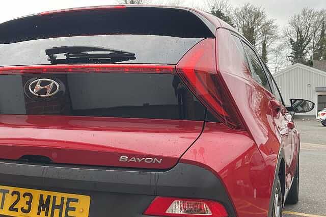 Hyundai BAYON 1.0 T-GDi 48Volt MHEV Premium 5dr DCT Red