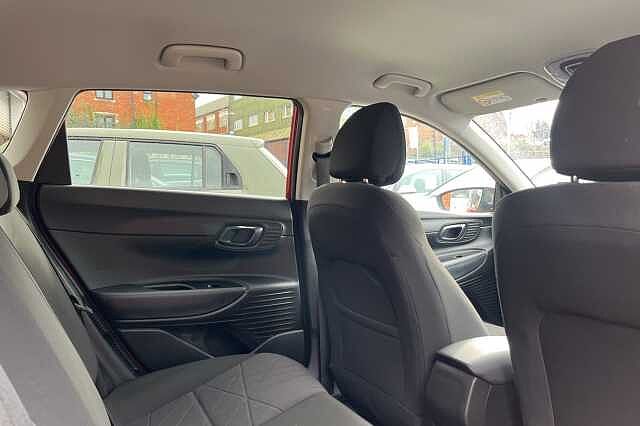 Hyundai BAYON 1.0 T-GDi 48Volt MHEV Premium 5dr DCT Red
