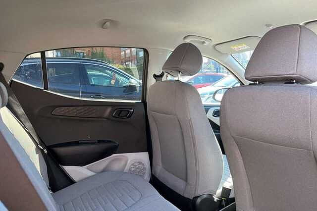 Hyundai i10 1.2 MPi Premium 5dr Auto