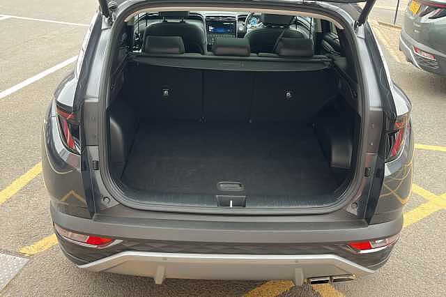 Hyundai TUCSON 1.6 T-GDi Plug-in Hybrid Ultimate 5dr 4WD Auto Grey