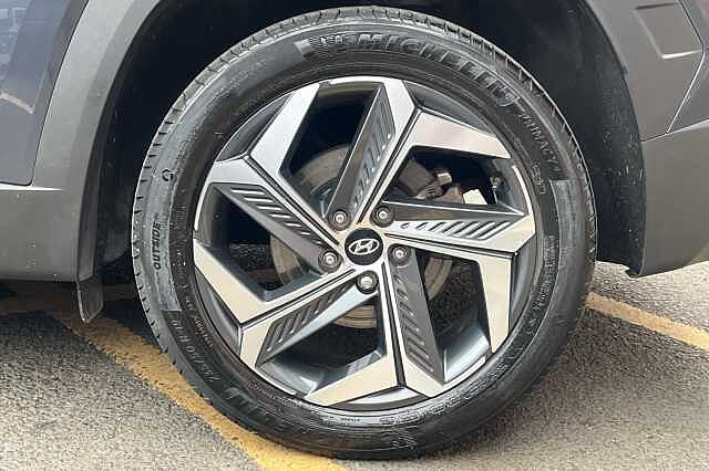 Hyundai TUCSON 1.6 T-GDi Plug-in Hybrid Ultimate 5dr 4WD Auto Grey