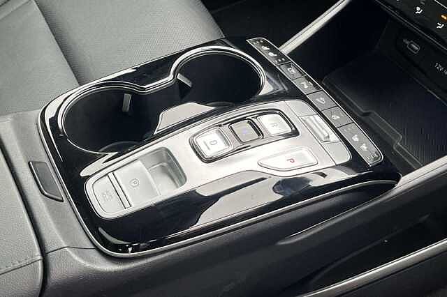 Hyundai TUCSON 1.6 T-GDi Hybrid 230ps Ultimate 5dr 2WD Auto Silver