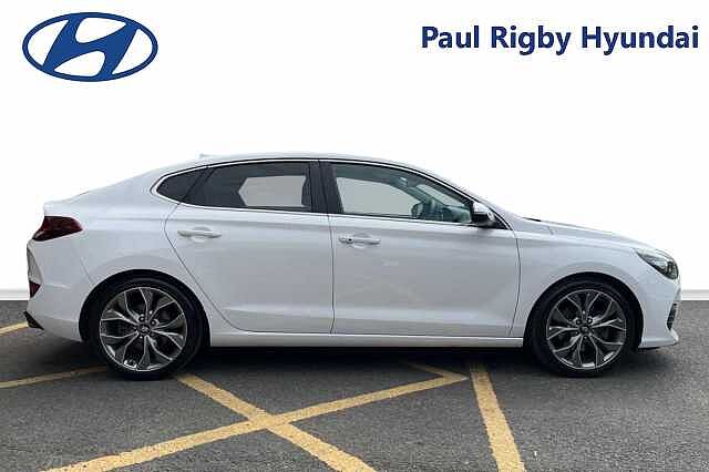 Hyundai i30 Fastback 1.4 T-GDI Premium 5dr DCT